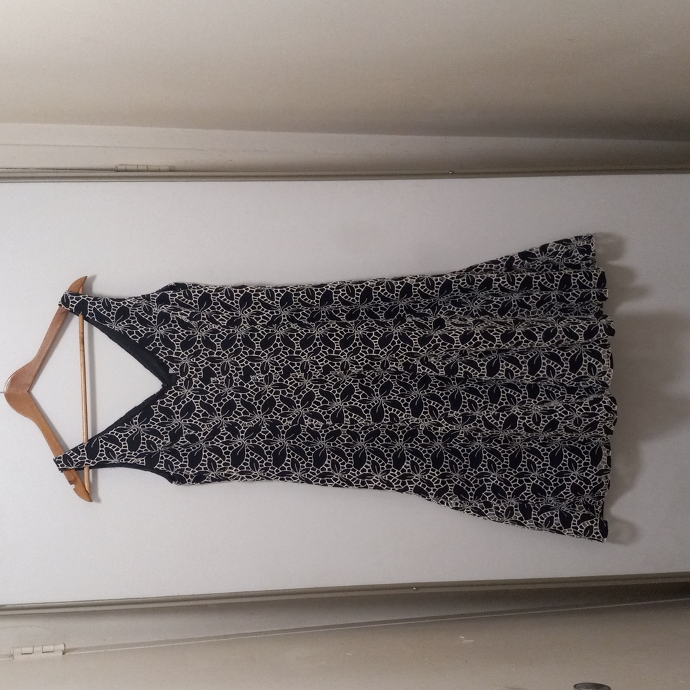 Black and White Eligant Ross Mayer Dress